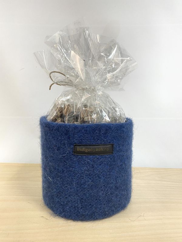 Tennbriketter 1kg i boks tovet, div farger
