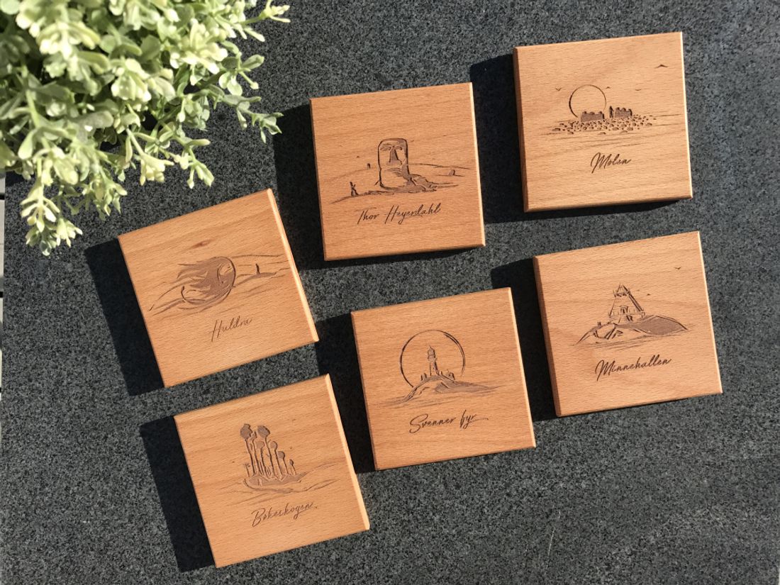 Glassbrikke Svenner fyr